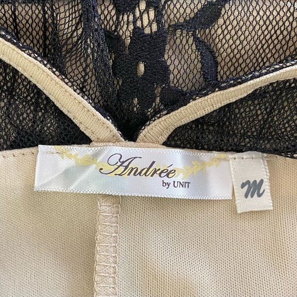 ANDREE by UNIT Black Sleeveless Lace Blouse - Ladies Size Medium - Picture 3 of 6